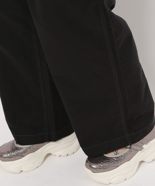 niko and...（ニコアンド）の「オックスタックバギーパンツ（その他パンツ・レディース・カーキ/ブラック/ブルー/ベージュ・MEDIUM/LARGE）」の12枚目の写真