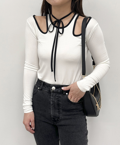 U by SPICK&SPAN(ユーバイスピックアンドスパン)の「バイカラーカッティングプルオーバー(Tシャツ/カットソー・レディース・ホワイト/ブラック・FREE)」の7枚目の写真