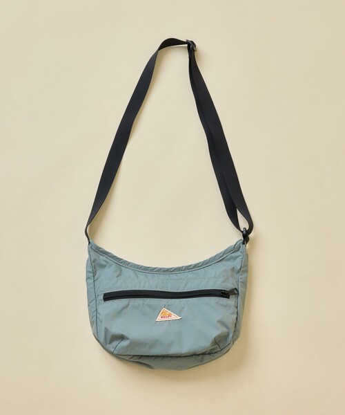 FREAK'S STORE(フリークスストア)の「限定展開 KELTY/ケルティ HALF MOON MINI SHOULDER(ショルダーバッグ)(ショルダーバッグ・レディース・ベージュ/キャメル/ブラック/グレー・ONE SIZE)」の5枚目の写真