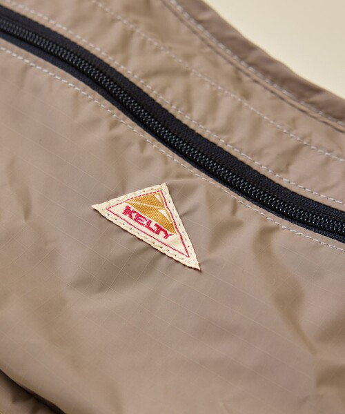 FREAK'S STORE(フリークスストア)の「限定展開 KELTY/ケルティ HALF MOON MINI SHOULDER(ショルダーバッグ)(ショルダーバッグ・レディース・ベージュ/キャメル/ブラック/グレー・ONE SIZE)」の21枚目の写真