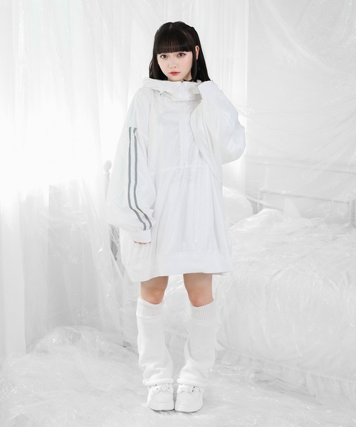 Pal elfy（パルエルフィー）の「シアーアノラック（ナイロンジャケット・レディース・オフホワイト/ブラック・フリー）」の17枚目の写真