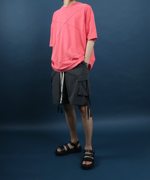 ANPAS(アンパス)の「Pigment Oversized Pintuck T-Shirt/ピグメント加工 オーバーサイズ ピンタック Tシャツ ストリート 半袖Tシャツ レディース メンズ(Tシャツ/カットソー・メンズ・レッド/ターコイズブルー/アイボリー/ブラック・M/L)」の6枚目の写真