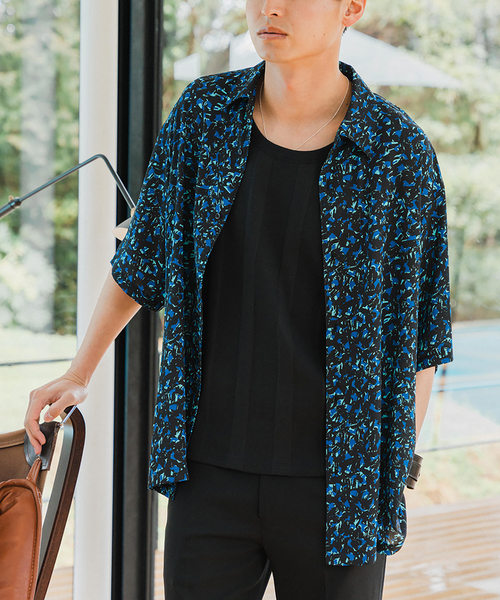 EDIFICE(エディフィス)の「【DEVEAUX / デヴォー】オールオーバープリント 半袖シャツ(シャツ/ブラウス・メンズ・ホワイト/ブルー系その他/ライトブルー/エメラルドブルー・SMALL/MEDIUM/LARGE)」の3枚目の写真