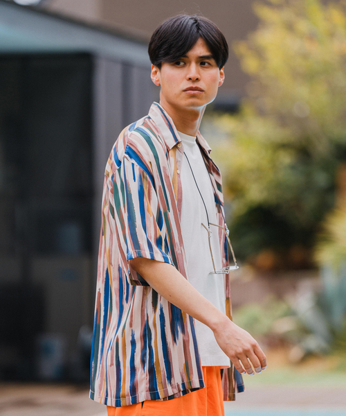 EDIFICE(エディフィス)の「【DEVEAUX / デヴォー】オールオーバープリント 半袖シャツ(シャツ/ブラウス・メンズ・ホワイト/ブルー系その他/ライトブルー/エメラルドブルー・SMALL/MEDIUM/LARGE)」の9枚目の写真