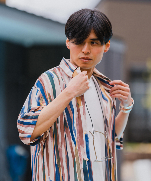 EDIFICE(エディフィス)の「【DEVEAUX / デヴォー】オールオーバープリント 半袖シャツ(シャツ/ブラウス・メンズ・ホワイト/ブルー系その他/ライトブルー/エメラルドブルー・SMALL/MEDIUM/LARGE)」の11枚目の写真