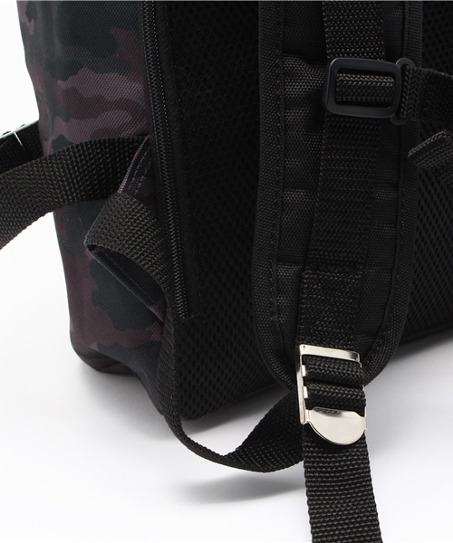 MAKAVELIC(マキャベリック)の「【MAKAVELIC】TRUCKS DOUBLE BELT DAYPACK(バックパック/リュック・メンズ・ブラック/その他21・フリ-)」の4枚目の写真