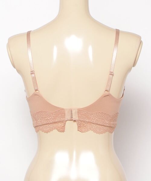 Dolce Fiora（ドルチェフィオラ）の「とろける様な肌触りが気持ちいい素材だから何度もつけたくなる『メローフィットブラジャー』（ブラジャー・レディース・モカ/グレー/ブラック・F65/E75/C70/C65/B75/B70/F75/F70/E70/E65/D75/D70/D65/C75）」の20枚目の写真