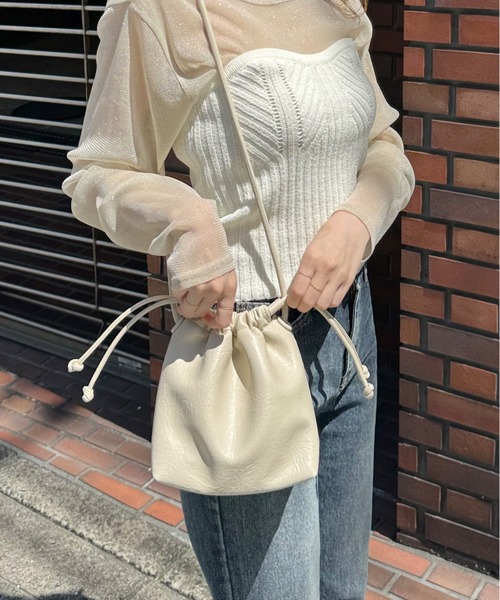 LE MORE（リモア）の「エコレザー巾着ショルダーバッグ（ショルダーバッグ・レディース・ブラック/アイボリー/シルバー・FREE）」の9枚目の写真