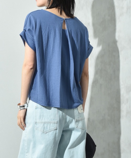 INTERPLANET（インタープラネット）の「【接触冷感】カノコ袖ロールアップＢＡＣＫゴールドホックプルオーバー（Tシャツ/カットソー・レディース・ブルー/オフホワイト/ブラック・FREE）」の3枚目の写真