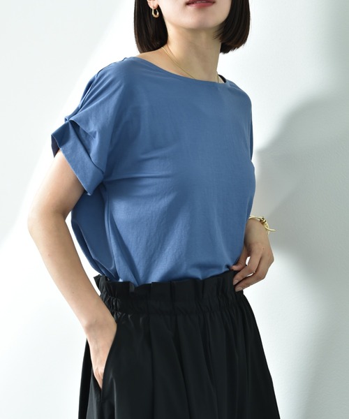 INTERPLANET（インタープラネット）の「【接触冷感】カノコ袖ロールアップＢＡＣＫゴールドホックプルオーバー（Tシャツ/カットソー・レディース・ブルー/オフホワイト/ブラック・FREE）」の16枚目の写真