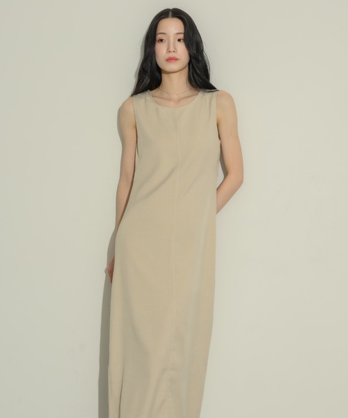 NEUNA（ヌナ）の「バックオープンリボンセミフレアワンピース（ワンピース・レディース・ライトブラック/アイボリー/ブラック・SMALL/MEDIUM/LARGE）」の2枚目の写真