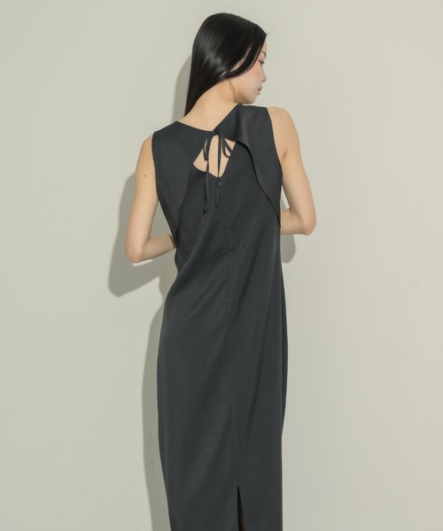NEUNA（ヌナ）の「バックオープンリボンセミフレアワンピース（ワンピース・レディース・ライトブラック/アイボリー/ブラック・SMALL/MEDIUM/LARGE）」の21枚目の写真
