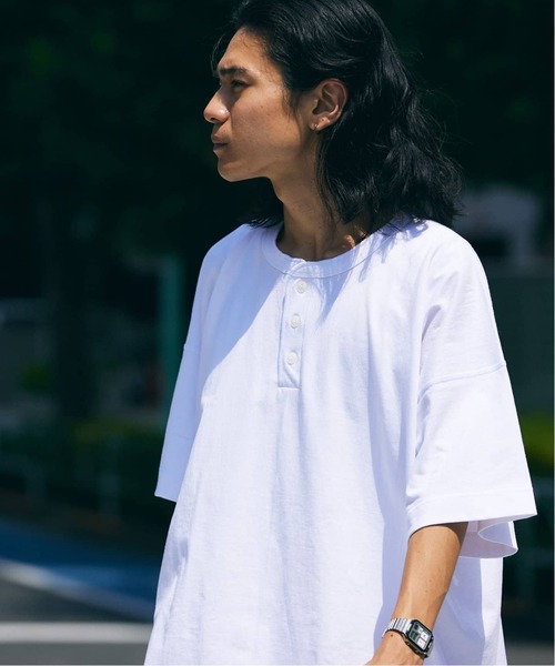 Healthknit(ヘルスニット)の「Healthknit × JOURNAL STANDARD / 別注 ヘンリーネックTシャツ(Tシャツ/カットソー・メンズ・ブラック系その他/グレー/ホワイト・SMALL/LARGE/MEDIUM)」の10枚目の写真