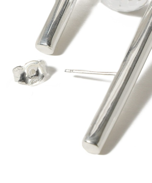 blanc iris（ブランイリス）の「BLANC IRIS / クォーツシルバーピアス《ESTNATION EXCLUSIVE》（ピアス（両耳用）・レディース・シルバー・FREE）」の3枚目の写真