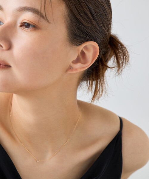 ete(エテ)の「K18YG ダイヤモンド ピアス(ピアス(両耳用)・レディース・イエローゴールド・FREE)」の5枚目の写真