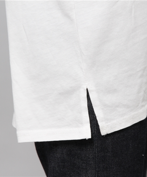 AZUL by moussy（アズールバイマウジー）の「30/-酵素天竺4フォトDショルT（Tシャツ/カットソー・レディース・グレー/オフホワイト/ブラック・SMALL/MEDIUM/LARGE）」の10枚目の写真