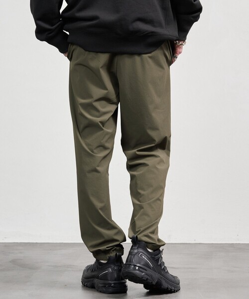 THE NORTH FACE（ザノースフェイス）の「THE NORTH FACE/ザ・ノース・フェイス FLEXIBLE ANKLE PT/フレキシブルアンクルパンツ/NB42388(限定展開)（その他パンツ・メンズ・チャコールグレー/ブラック/オリーブ・LARGE/MEDIUM/X-LARGE）」の8枚目の写真