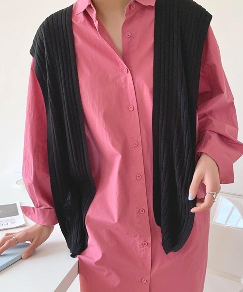 VIBGYOR Women（ヴィブジョー　ウィメン）の「【resonance】シンプル リブ編み サマーニット/肩掛けストール【10色展開】（ストール/ショール・レディース・ライトイエロー/グレイッシュブルー/オレンジ/ブラック/スモークピンク/ブルーグリーン/スカイブルー/ライトベージュ/ホワイト/ミント・FREE）」の2枚目の写真