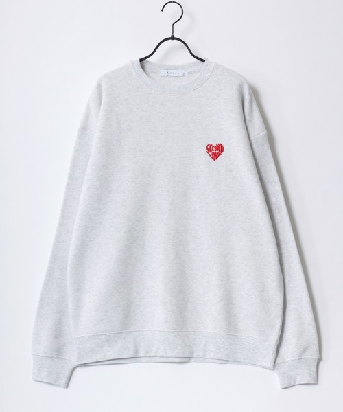 Lazar(ラザル)の「Lazar 別注 Heart Embroidery Sweat/オーバーサイズ 裏起毛 ハート柄 ワンポイント刺繍 スウェット トレーナー/長袖 トップス プルオーバー/レディース メンズ(スウェット・レディース・ブラック/グレー系その他/アッシュグレー/ブラック系その他/ホワイト/ホワイト系その他・M/L/LL)」の9枚目の写真