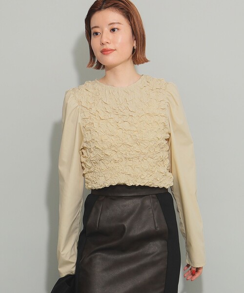 Ray BEAMS（レイビームス）の「シャーリング クルーネック ブラウス（シャツ/ブラウス・レディース・ブラック/ベージュ・ONE SIZE）」の11枚目の写真