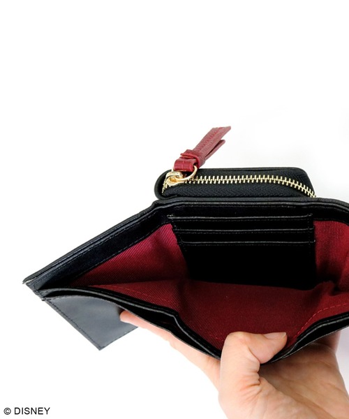 Disney(ディズニー)の「ディズニー ヴィランズ / メタルフレームミニウォレット(財布・レディース・パープル/シルバー/ブラック・FREE)」の17枚目の写真
