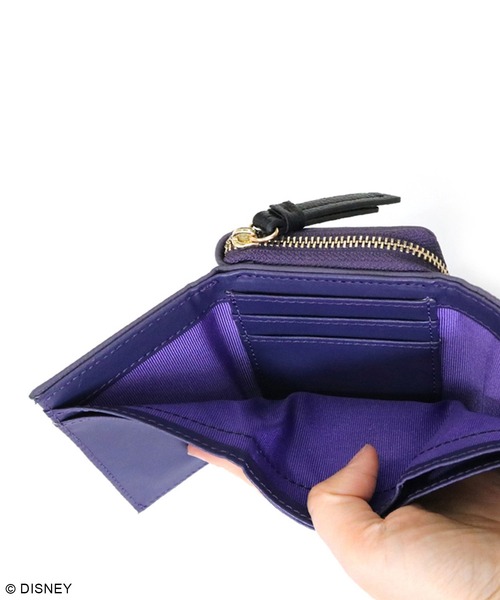 Disney(ディズニー)の「ディズニー ヴィランズ / メタルフレームミニウォレット(財布・レディース・パープル/シルバー/ブラック・FREE)」の4枚目の写真