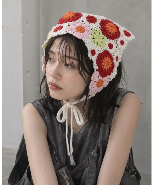 HIKA】花柄カギ編みバブーシュカ（ヘアバンド）｜HIKA（ヒカ）の