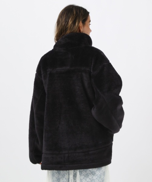 BAYFLOW（ベイフロー）の「[軽量で暖かい]スタンドカラーファーブルゾン（ブルゾン・レディース・グレイッシュベージュ/ブラック・SMALL/MEDIUM）」の22枚目の写真