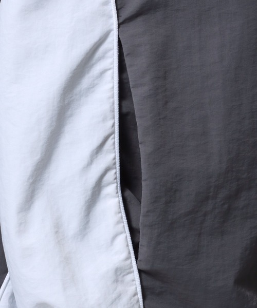 Mark Gonzales（マーク・ゴンザレス）の「MARK GONZALES ARTWORK COLLECTION/マークゴンザレス 別注 ワンポイント刺繍 オーバーサイズ ブロークコア ナイロンジャケット トラックジャケット ブルゾン（ナイロンジャケット・メンズ・チャコール/ブラック/ブラック系その他・M/L/XL）」の15枚目の写真