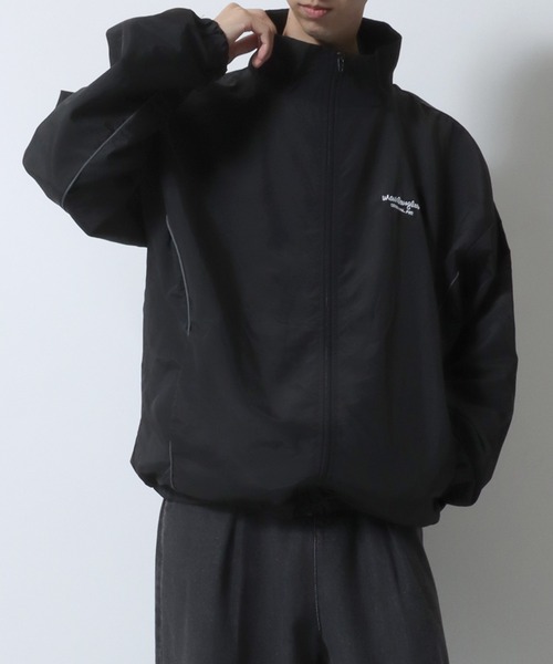 Mark Gonzales（マーク・ゴンザレス）の「MARK GONZALES ARTWORK COLLECTION/マークゴンザレス 別注 ワンポイント刺繍 オーバーサイズ ブロークコア ナイロンジャケット トラックジャケット ブルゾン（ナイロンジャケット・メンズ・チャコール/ブラック/ブラック系その他・M/L/XL）」の17枚目の写真