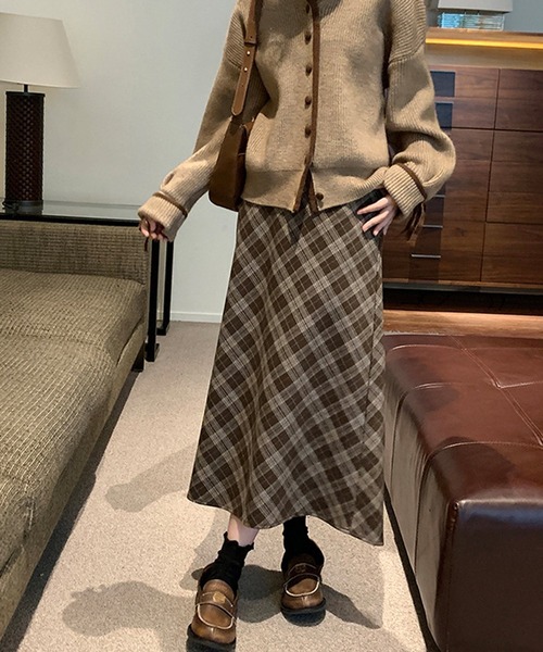 HALEY PESCA（ヘーリーペスカ）の「HALEY PESCA/バイアスチェック　ロングスカート（スカート・レディース・ブラウン/ブラック・LARGE/SMALL/MEDIUM）」の2枚目の写真
