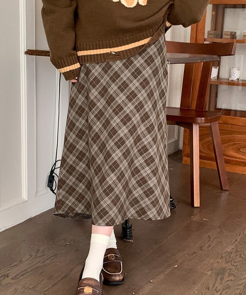 HALEY PESCA（ヘーリーペスカ）の「HALEY PESCA/バイアスチェック　ロングスカート（スカート・レディース・ブラウン/ブラック・LARGE/SMALL/MEDIUM）」の12枚目の写真