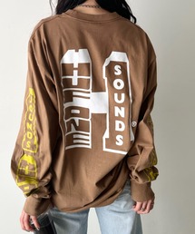 HUF（ハフ）の「HUF(ハフ)/バックプリント 袖ロゴ ロンT ルーズフィット オーバーサイズ/HUF ONE SOUND L/S TEE（Tシャツ/カットソー・メンズ）」