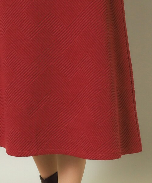 ITS'DEMO(イッツデモ)の「◆【セットアップ可/ウエストゴム/手洗い可】ふくれジャカードスカート(スカート・レディース・アイボリー/ブラック/ボルドー/ベージュ・00)」の11枚目の写真