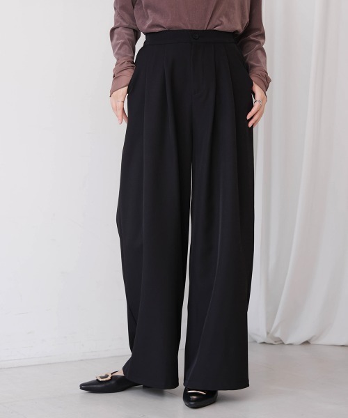 Bou Jeloud（ブージュルード）の「タックワイドパンツ（その他パンツ・レディース・ブラック/アイボリー/ブラウン・38）」の2枚目の写真