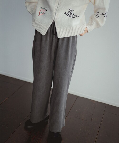 B:MING by BEAMS（ビーミングバイビームス）の「ワイド ベルト パンツ（S～M）（その他パンツ・レディース・ベージュ/チャコールグレー・SMALL/MEDIUM）」の2枚目の写真