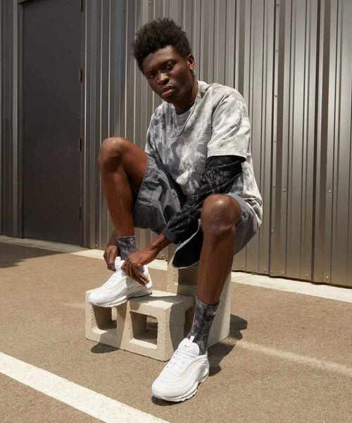 NIKE（ナイキ）の「ナイキ エア マックス 97 メンズシューズ / Nike Air Max 97 Men's Shoes 921826-101 White（スニーカー・メンズ・ホワイト・24/24.5/25/25.5/26/26.5/27/27.5/28/28.5/29/29.5/30）」の11枚目の写真