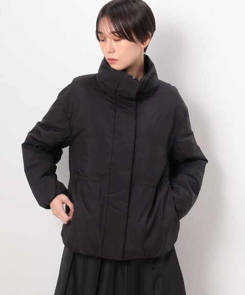 COMME CA（コムサ）の「ソフトタフタ ショートダウン（ダウンジャケット/コート・レディース・ベージュ/ライトグレー/ブラック・11号/9号）」の2枚目の写真