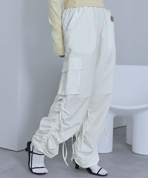 miette（ミエット）の「ドロストデザインカーゴパンツ（その他パンツ・レディース・ライトグレー/ブラック/オフホワイト・FREE）」の5枚目の写真
