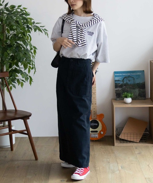 Dickies（ディッキーズ）の「Dickies 配色ステッチ５分丈袖Ｔシャツ（Tシャツ/カットソー・レディース・スミクロ/オートミール/ラベンダー・フリー）」の4枚目の写真