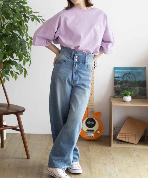 Dickies（ディッキーズ）の「Dickies 配色ステッチ５分丈袖Ｔシャツ（Tシャツ/カットソー・レディース・スミクロ/オートミール/ラベンダー・フリー）」の13枚目の写真