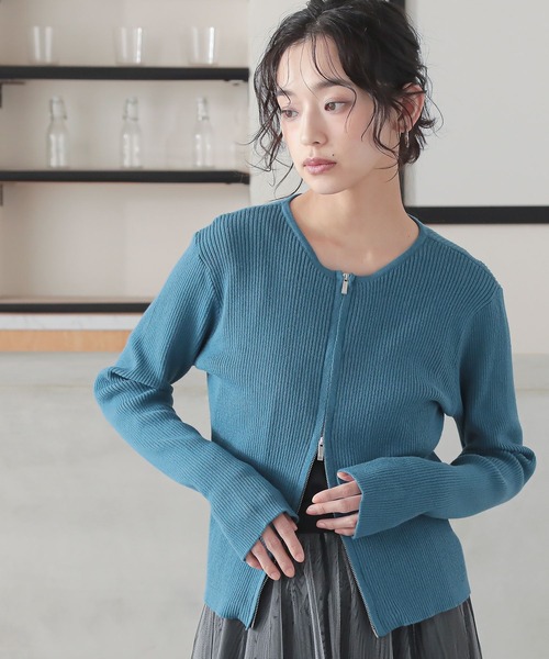 n'OrLABEL（ノアールレーベル）の「『綿ニットダブルジップリブカーディガン』（カーディガン/ボレロ・レディース・ブラック/ブルー/グレイッシュベージュ・2/1）」の3枚目の写真