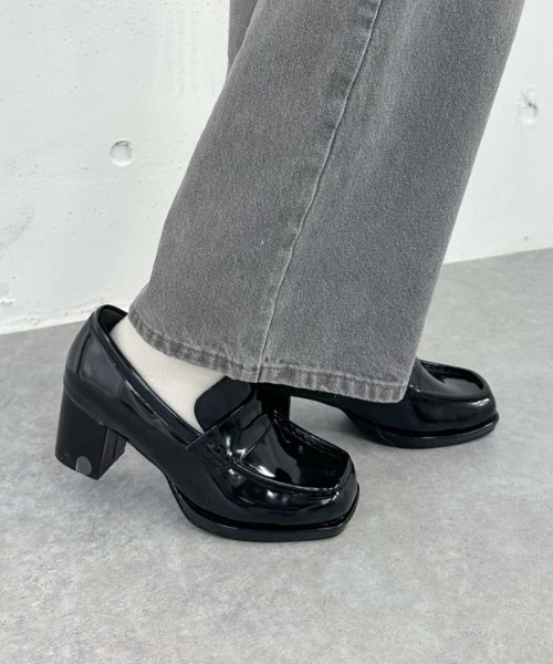 archives(アルシーヴ)の「ヒールローファー(ローファー・レディース・チャコールグレー/ブラック・MEDIUM/LARGE)」の9枚目の写真