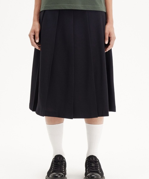 【フレッドペリー FRED PERRY】プリーツスカート ミディ丈 E4334 フレッドペリー FRED PERRY】プリーツスカート ミディ丈 E4334