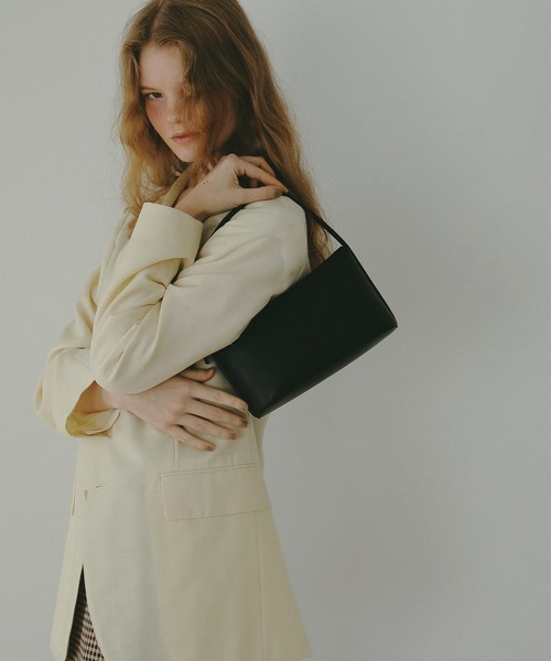 EFOLE(エフォル)の「【ZOZO限定】Smooth minibag / スムース ミニバッグ(ハンドバッグ・レディース・ブラック/ベージュ/イエロー・FREE)」の15枚目の写真