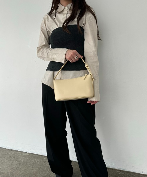 EFOLE(エフォル)の「【ZOZO限定】Smooth minibag / スムース ミニバッグ(ハンドバッグ・レディース・ブラック/ベージュ/イエロー・FREE)」の20枚目の写真