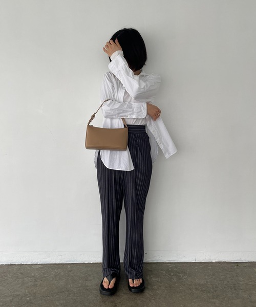 EFOLE(エフォル)の「【ZOZO限定】Smooth minibag / スムース ミニバッグ(ハンドバッグ・レディース・ブラック/ベージュ/イエロー・FREE)」の17枚目の写真