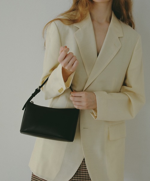 EFOLE(エフォル)の「【ZOZO限定】Smooth minibag / スムース ミニバッグ(ハンドバッグ・レディース・ブラック/ベージュ/イエロー・FREE)」の21枚目の写真