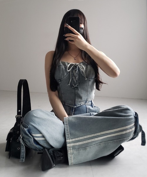 me+em select(ミームセレクト)の「【 2color 】レースアップリボンコルセットデニムビスチェ / lace up ribbon corset denim bustier(キャミソール・レディース・ブラック/ブルー・FREE)」の13枚目の写真