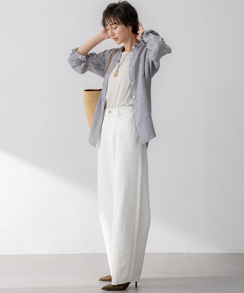 23区（ニジュウサンク）の「【SLOW/一部店舗限定】LIGHT DENIM バレルワイド パンツ（デニムパンツ・レディース・ホワイト系/スカイブルー系/ダルブルー系・36/40/38）」の6枚目の写真